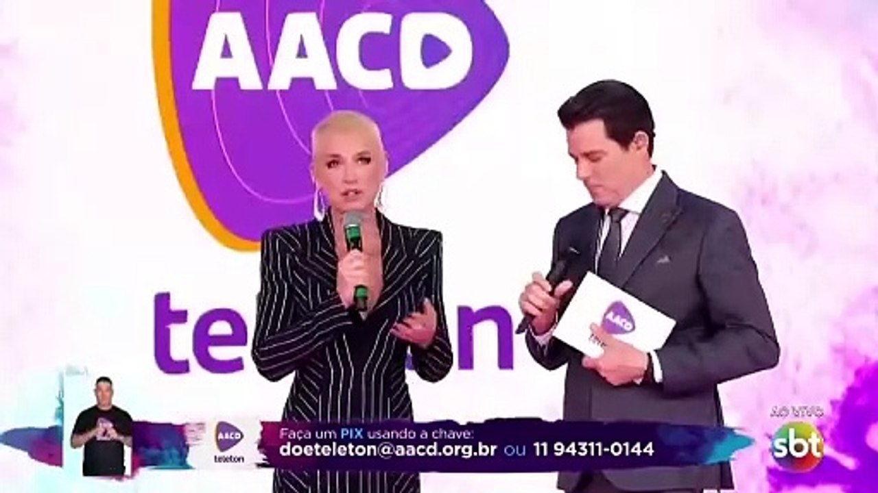Xuxa faz revelação no Teleton e choca filhas de Silvio Santos