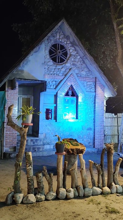 1000033503 "Savoring The Flavours of India,Ira Garden Family Restaurant"