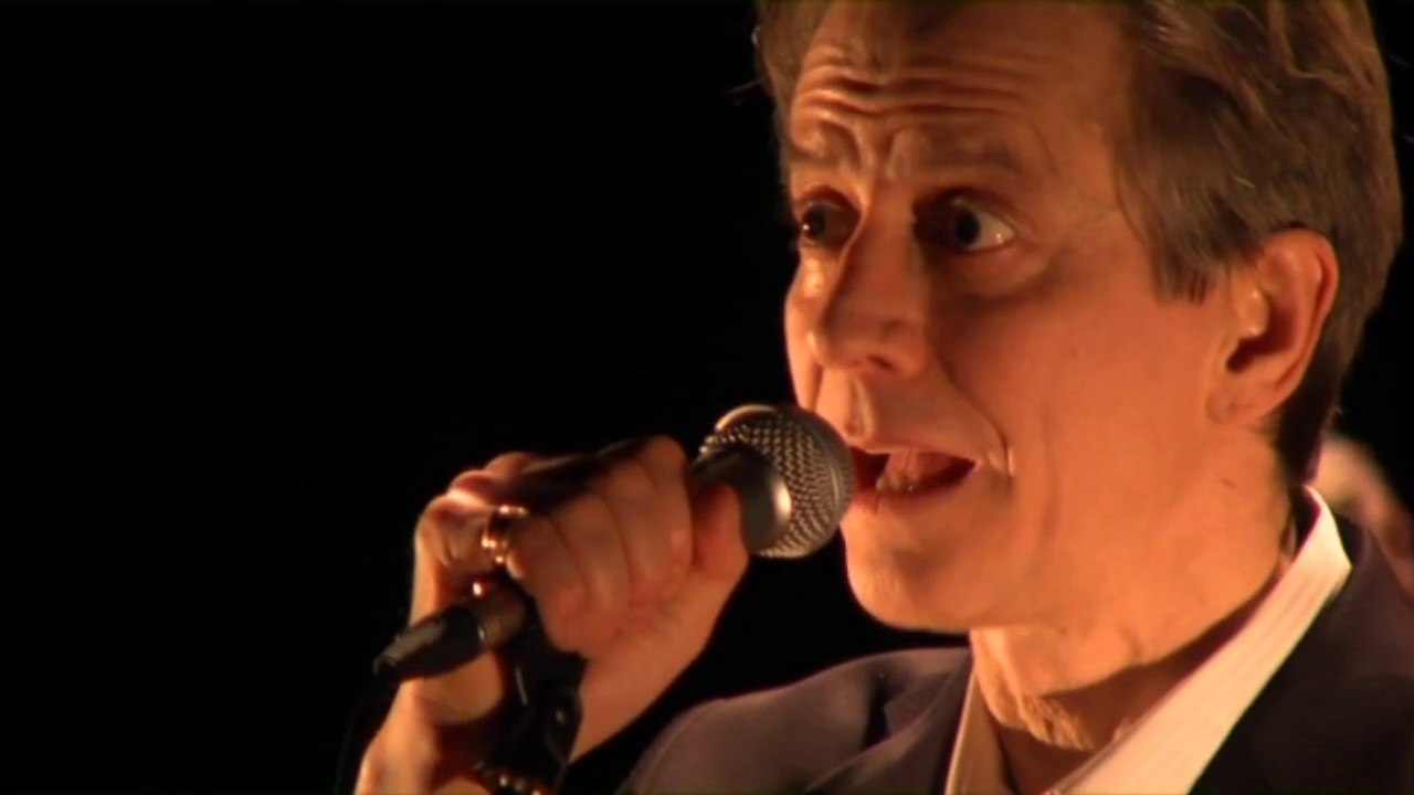 THEO HAKOLA & The WOBBLY ASHES – "My Love's Kisses" (live)