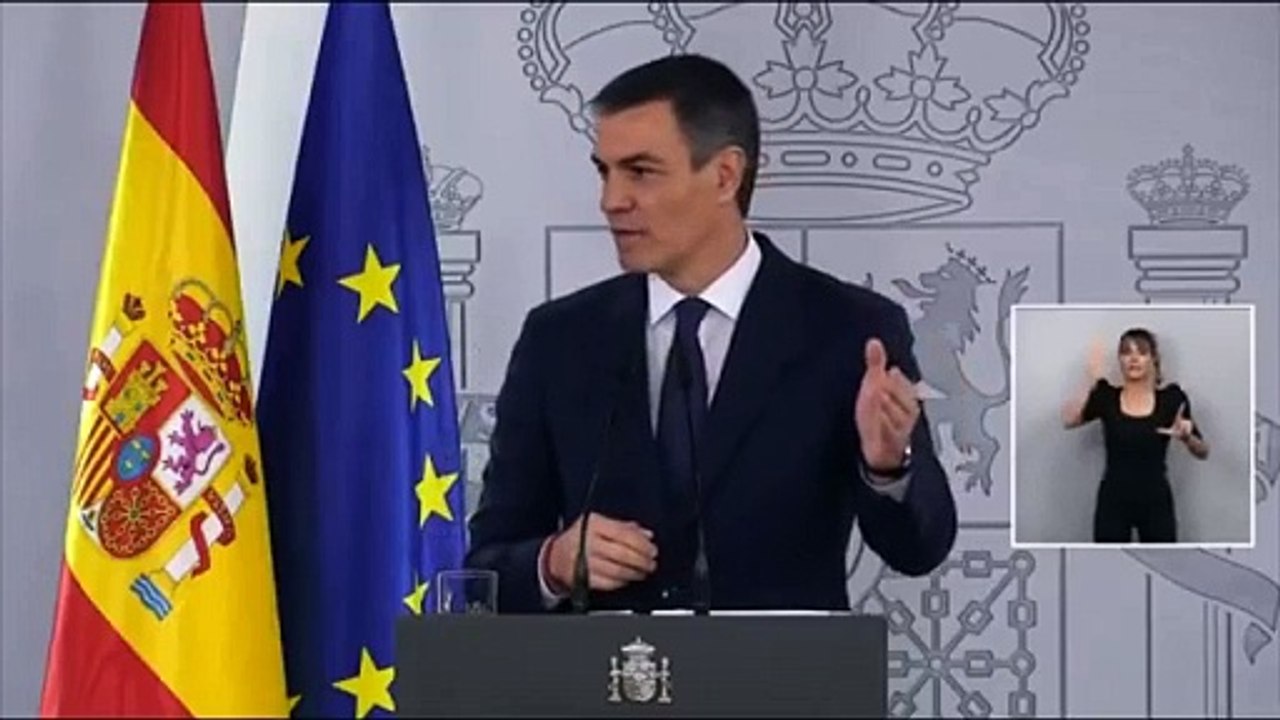 Creías que lo habías visto todo y Sánchez sale a pedir aplausos a las 8 de la tarde en los balcones para el Estado