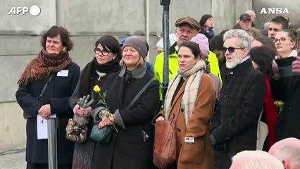 Berlino, cerimonia per i 35 anni dalla caduta del Muro