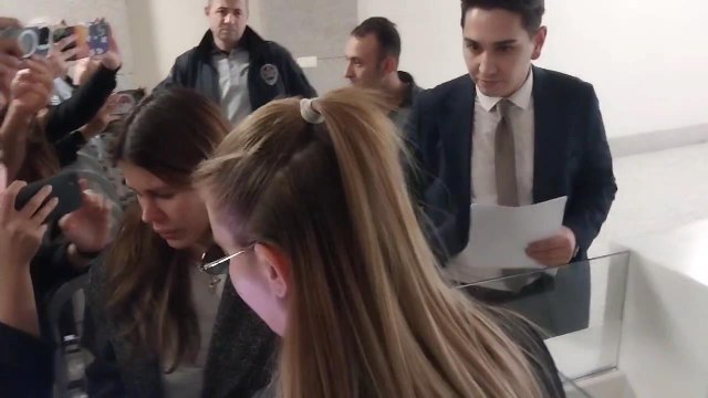 Mehmet Ali Erbil’in kızı gözyaşlarını tutamadı