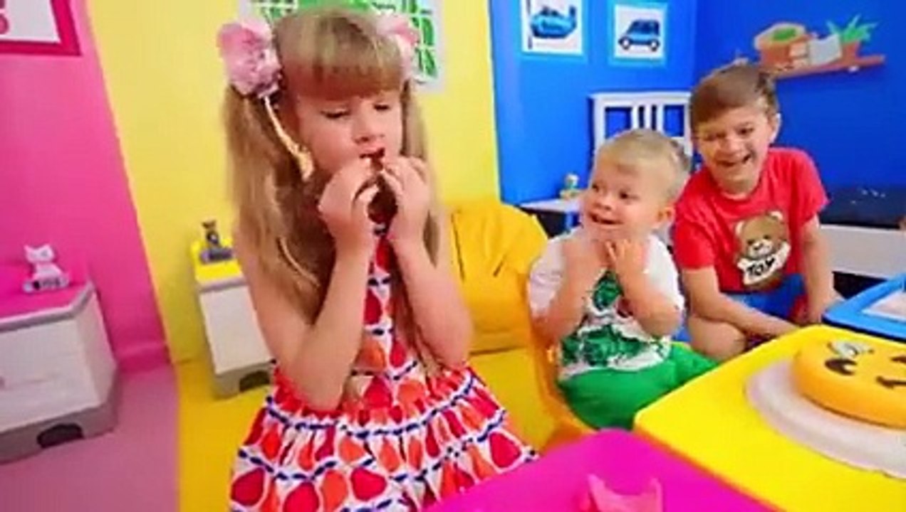 Diana Roma and Oliver Explore the Mysterious Secret Room_low