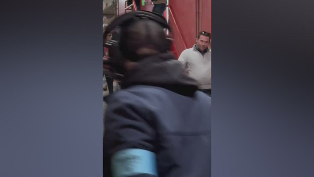 Taylor Swift's arrival sparks tension between Chiefs staff and photographers