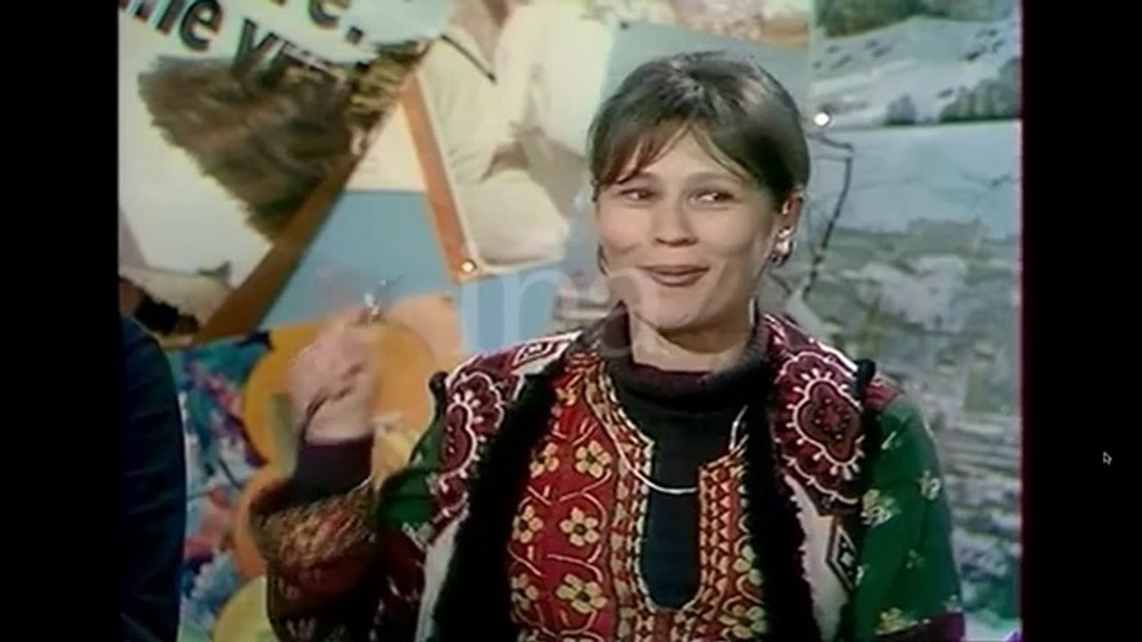 1977 05 20 A2 AUJOURD'HUI MADAME  Voyages organisés, voyages surprises CATHERINE DOMAIN)