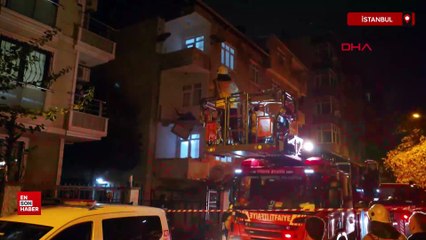 İstanbul'da bir binanın balkonu çöktü