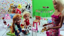 Elsa and Anna Toddlers visit Haunted Toy Store - Tricks - Talking Stufffed Animals