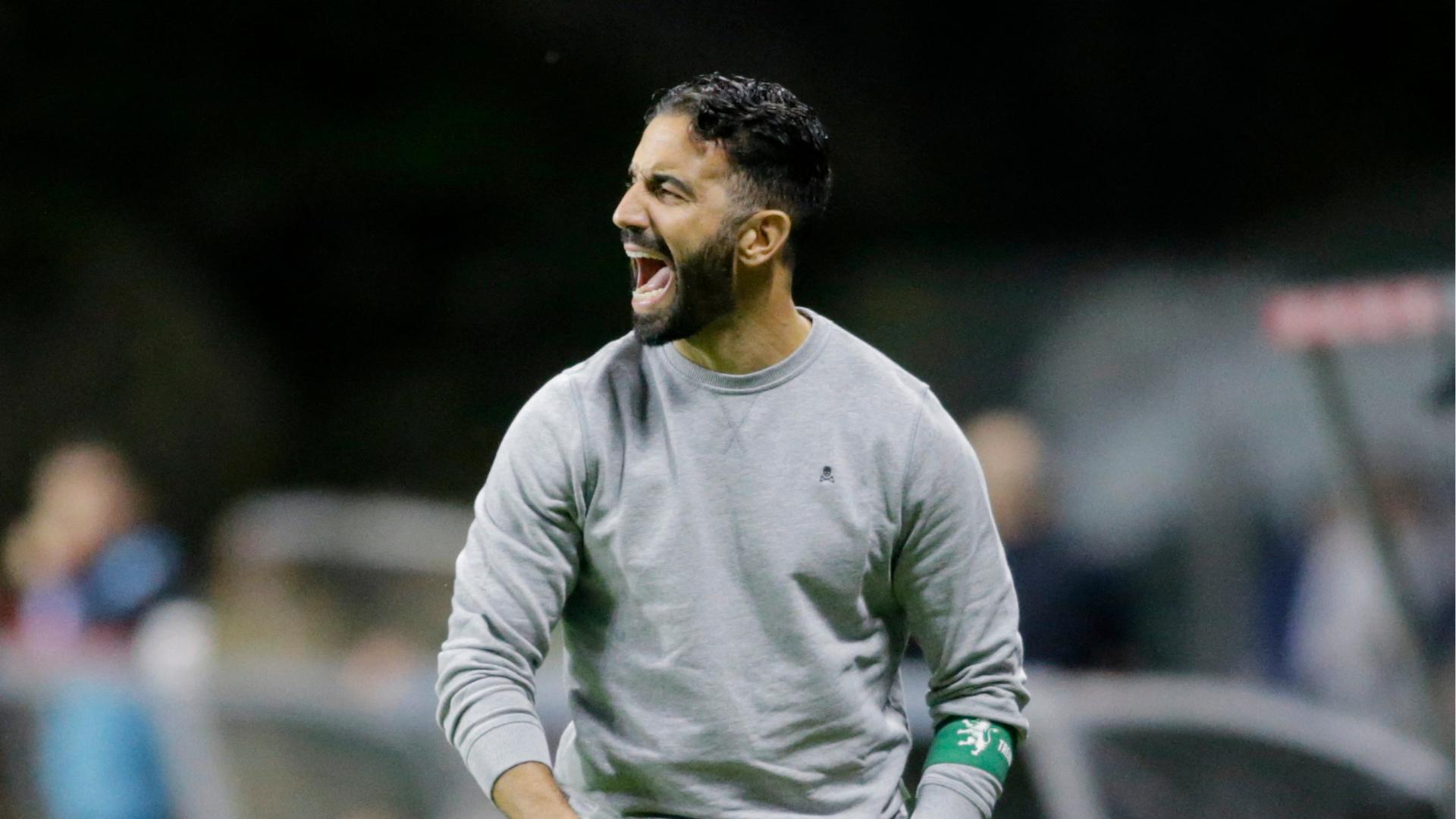 Amorim 'not naive' to Manchester United challenge .mp4