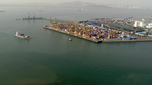 KDI, 올해 한국경제 성장률 전망 2.2%로 하향...내년은 2% / YTN