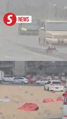 Five vehicles trapped in PJ flash flood