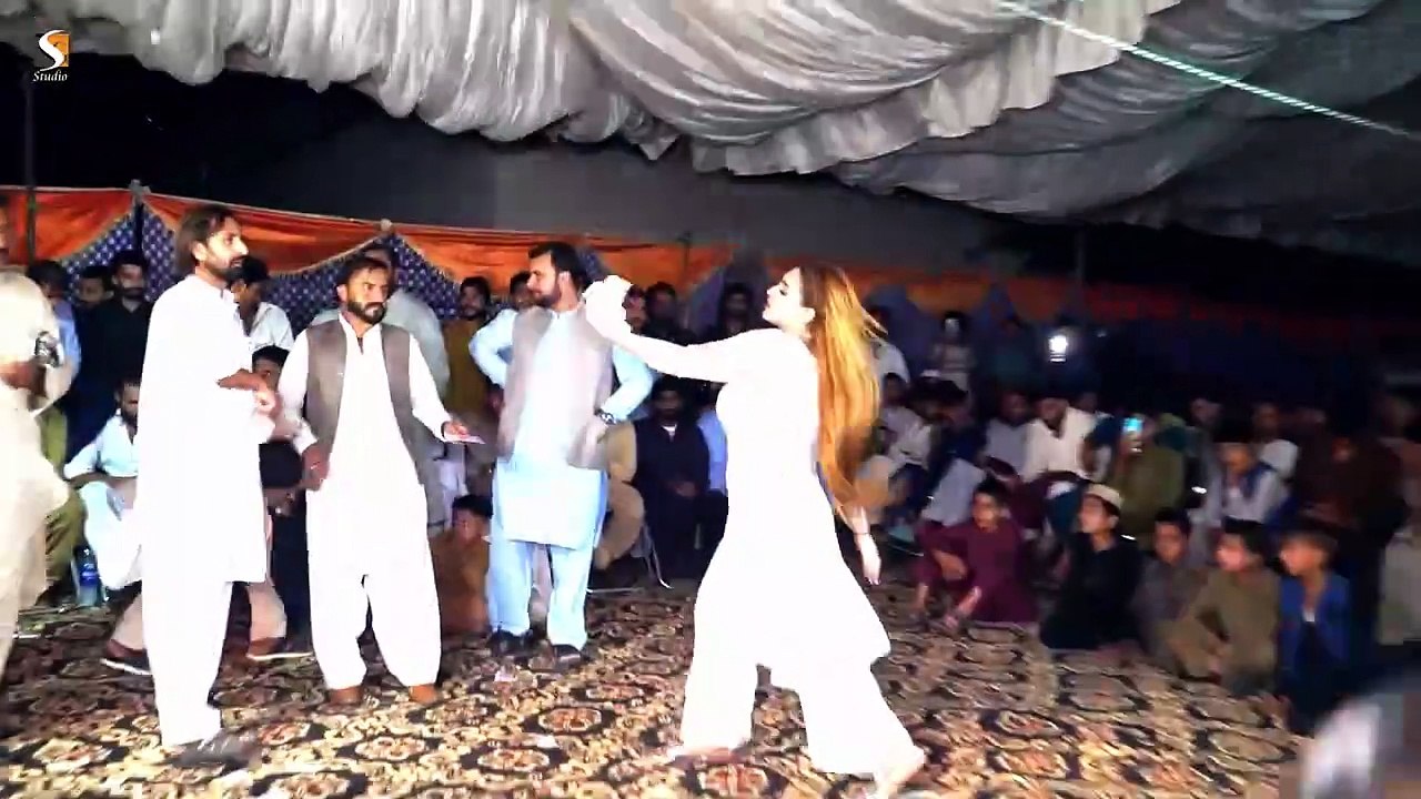 Sangtaan Ne Injh Da Luteya_ Rimal Shah Latest Hot Mujra Dance Performance_ SGStudio 2024(720P_60FPS)