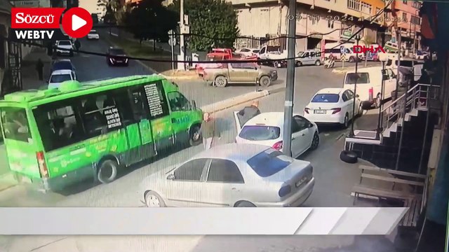 Minibüs park halindeki araca çarptı; 6 kişi yaralandı