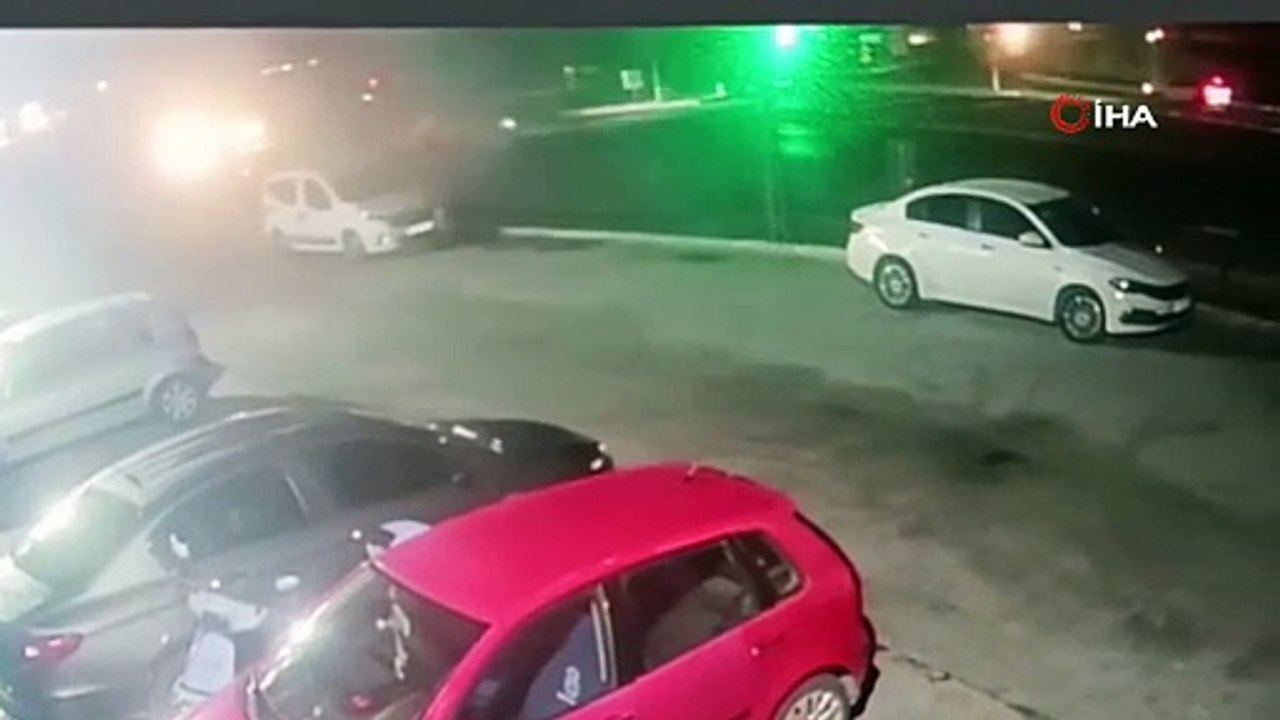 Işık ihlali yüzünden araç hurdaya döndü!