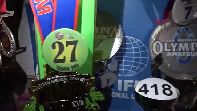 50 yaşında spor salonuna çevirdiği evinde şampiyonaya hazırlanıyor!