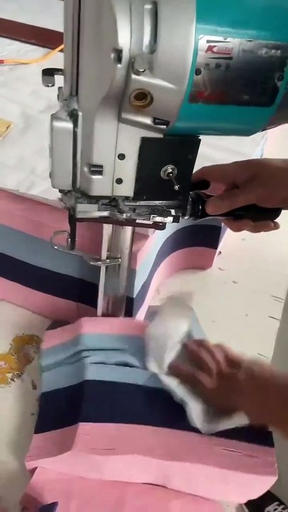 Embroidery, screen printing, DTG, sticker printing and sublimation are available Worldwide shipping available.We are best supplier Sportswear for gym owner,club owner,instructor,trainer. We can custom cut and sew as per your requirements.