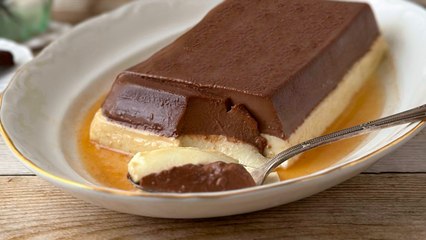 Chocoflan o pastel imposible: el flan casero de chocolate blanco y negro