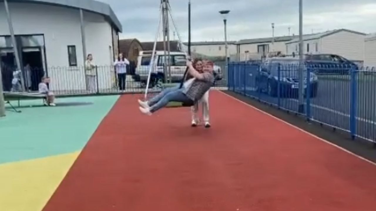 Man expecting a smooth ride becomes victim of hilarious zip-line calamity