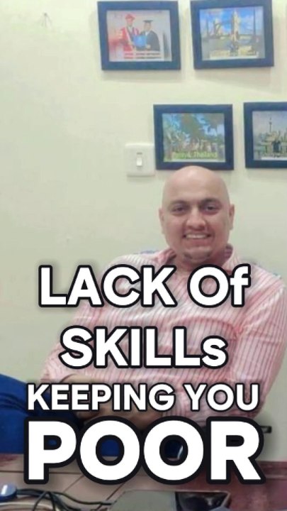 Education should be for awareness, and to earn, learn skills! | Dr. Tayyab Qazi | Karobar Kollege |