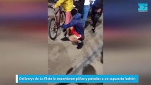 Deliverys de La Plata le repartieron piñas y patadas a un supuesto ladrón