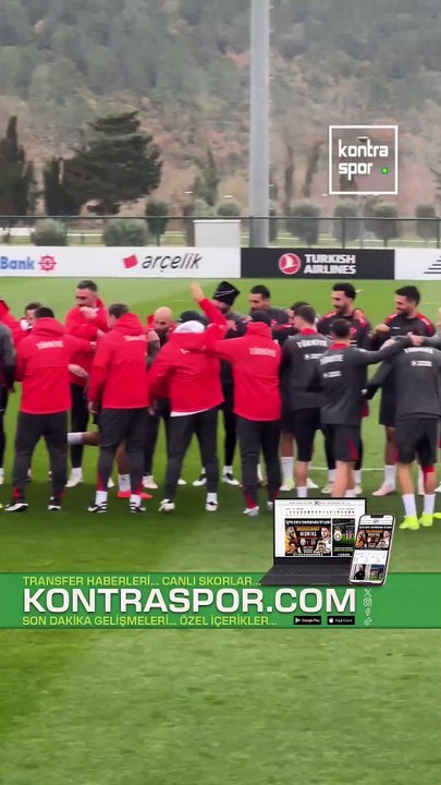 A Milli Futbol Takım kampında Eren Dinkci ve Yasin Özcan'a sıcak karşılama!