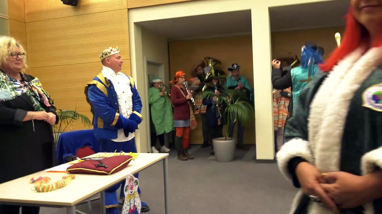 Faschingsauftackt  Deutsch Wagram - FEIERLICHE ÜBERGABE DES STADTSCHLÜSSELS