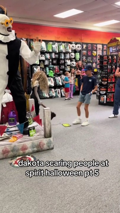 Funniest Scare Cam Reactions! 😂 Best Pranks and Epic Fails! #prank #scareprank