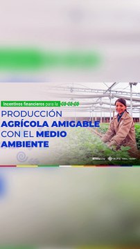 Directores de teatro, artistas y personajes son las palabras que definirían esta gran charla, llevada a cabo por Larissa Carlos y Roberto Lozada