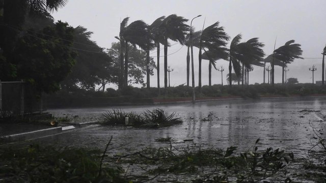 Bão số 9, số 10 liên tiếp vào khu vực Biển Đông