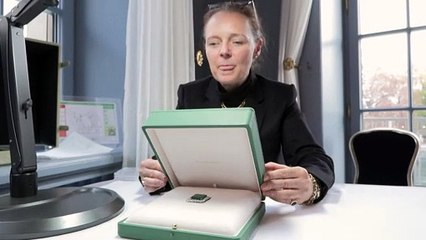 La esmeralda del Aga Khan subastada por cifra récord de casi USD 9 millones en Christie's