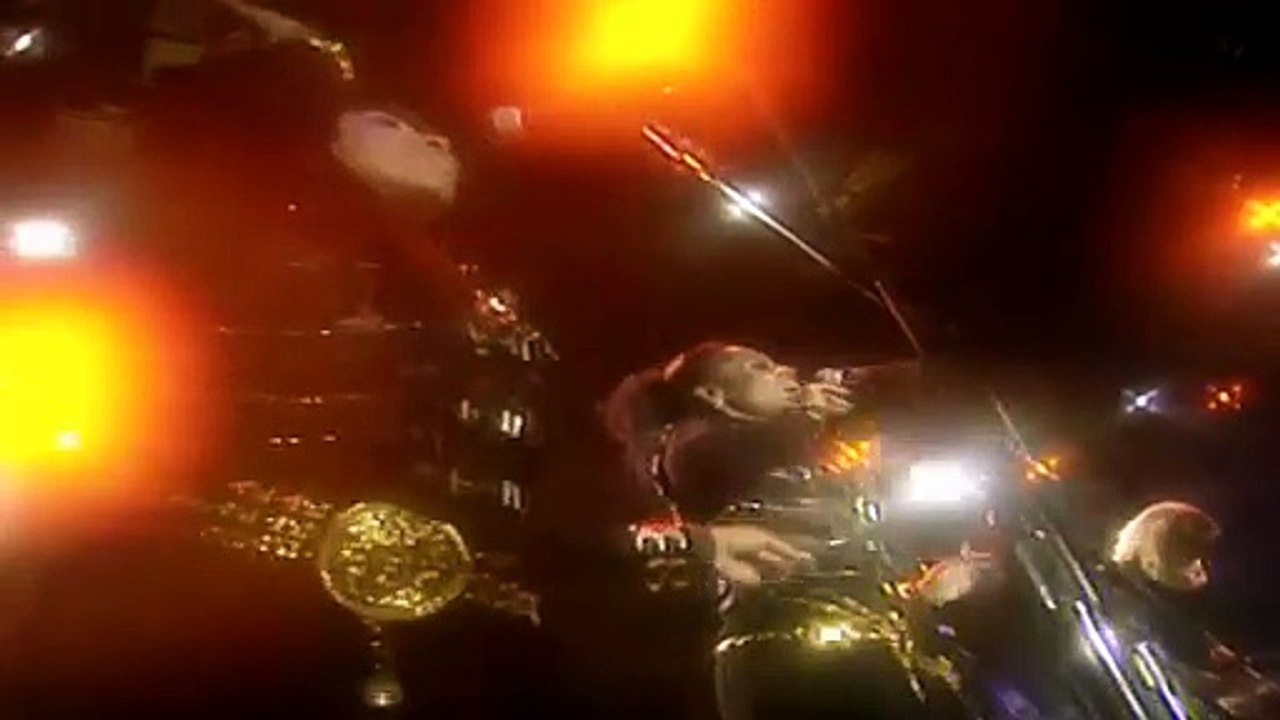 ELTON JOHN — I'm Still Standing | Elton John — Live In Barcelona · 1992