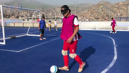 Superación y fútbol: la inspiradora historia de Michael Mora, atleta paralímpico