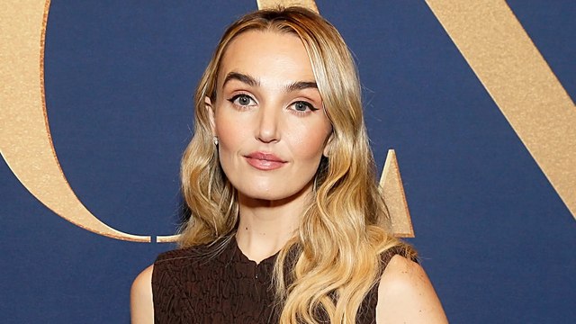 Elon Musk Responds to Chloe Fineman's Claim He Made Her Burst Into Tears on SNL | THR News Video