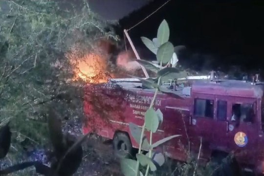 swm: पेट्रोल पंप के पास बार-बार लग रही आग, लापरवाही पड़ सकती है भारी