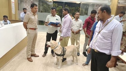 VIDEO: ईरोड में निजी स्कूल को मिली बम धमकी, विद्यार्थियों को घर भेजा