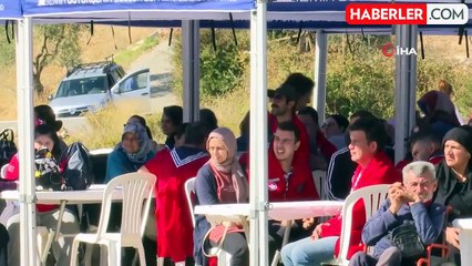 Engelli Bireyler Zeytin Hasadı ile Sosyalleşiyor