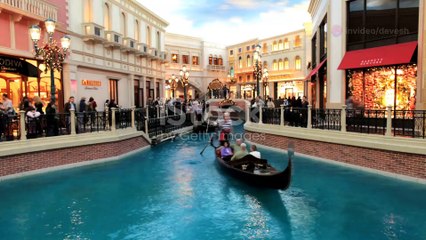 Blonde Girls explore Las Vegas in Style