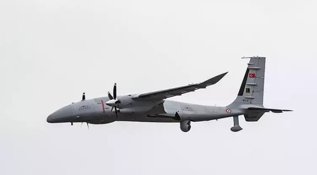 AKINCI’dan atılan İHA-230 Süpersonik Füzesi 155 km uzaktaki hedefi vurdu