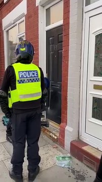 Police raid £100,000 Doncaster cannabis factory