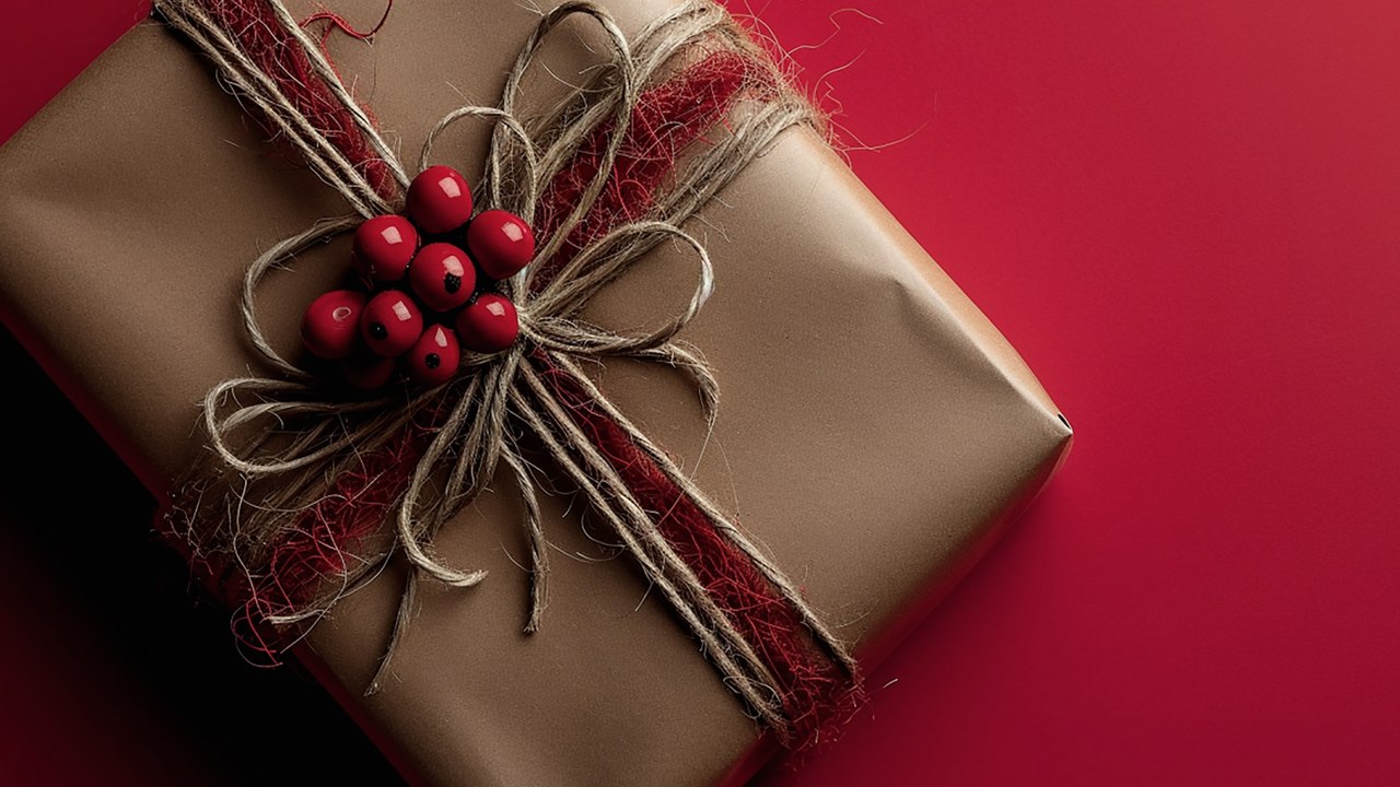 Survey reveals the most eccentric books to give as a gift