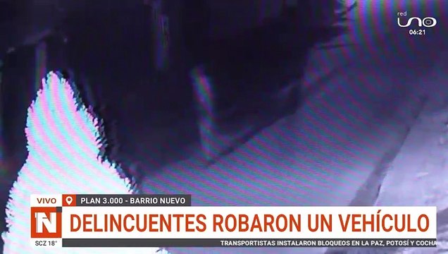 scz DELINCUENTES ROBARON UN VEHÍCULO