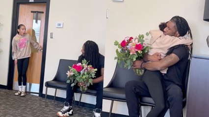 After Two Years, Girl's Tearful Reunion With Dad Who Moved Away For Work | Happily TV
