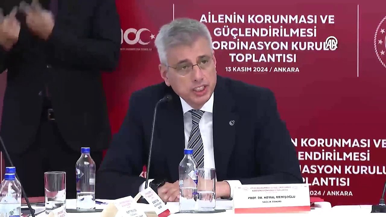 Sağlık Bakanı'ndan dikkat çeken açıklama: Türkiye'deki doğurganlık oranının düşüklüğü aile yapısını tehdit ediyor