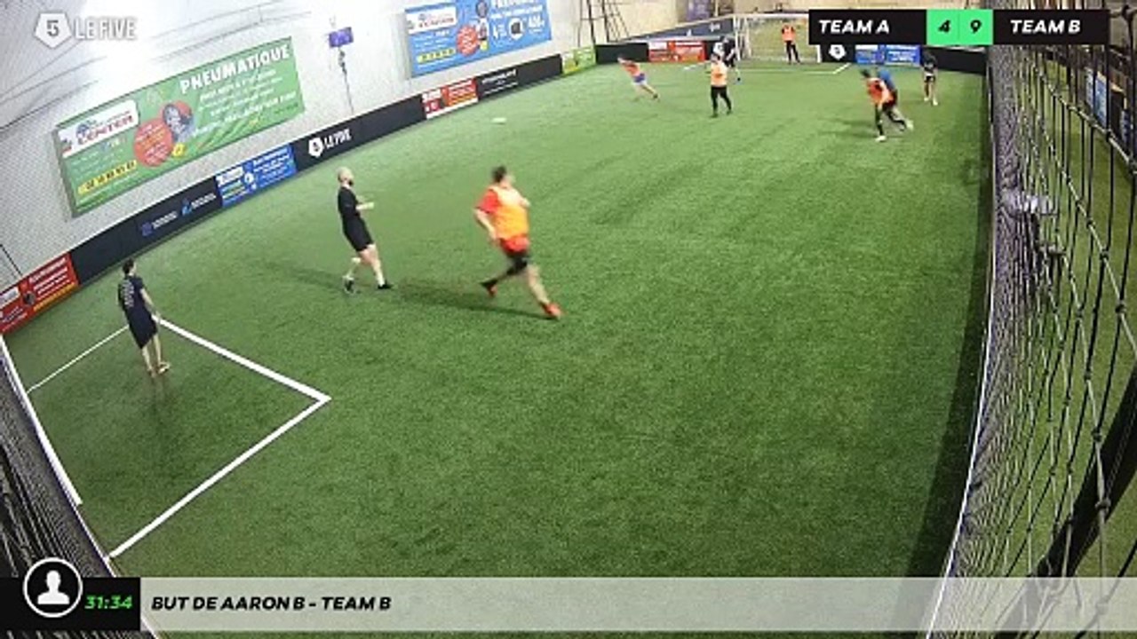 But de Aaron B - Team B