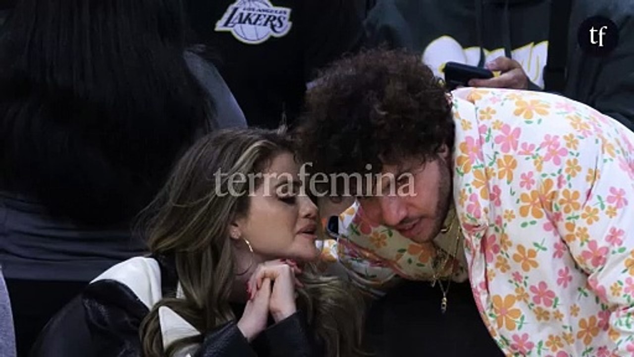 Le petit ami de Selena Gomez parmi les hommes les plus sexy du monde ? les internautes s'insurgent