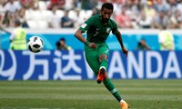 سلمان الفرج يغادر تدريبات المنتخب السعودي بسبب الإصابة