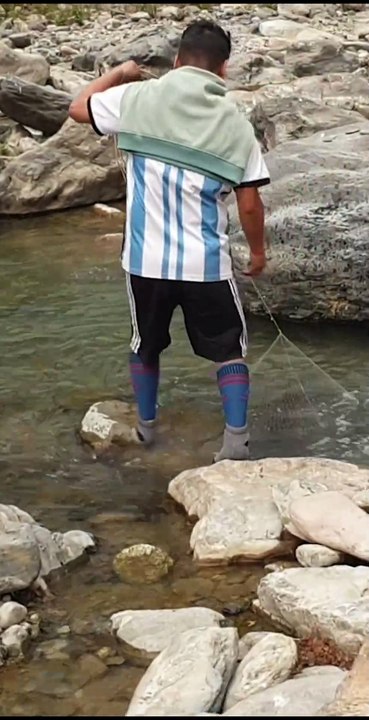 Cast Net Fishing in Nepal | Himalayan Trout Fishing in Nepal | Asala Fishing |