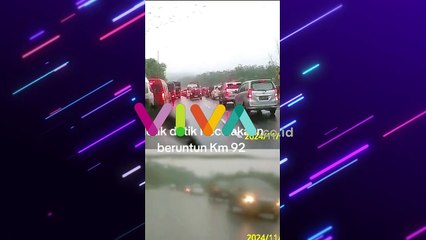 Kamera Tragedi Mobil Bertumpuk dari Kamera Mobil Korban