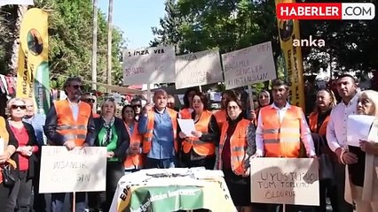 Uyuşturucu ile Mücadele Eden Aileler Derneği'nden İmza Kampanyası