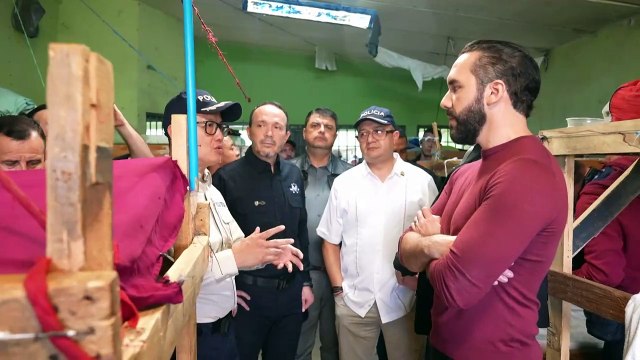 Bukele reconoce 8.000 inocentes liberados en guerra antipandillas en El Salvador