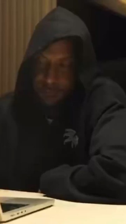 Booba a ÉTEINT Rohff